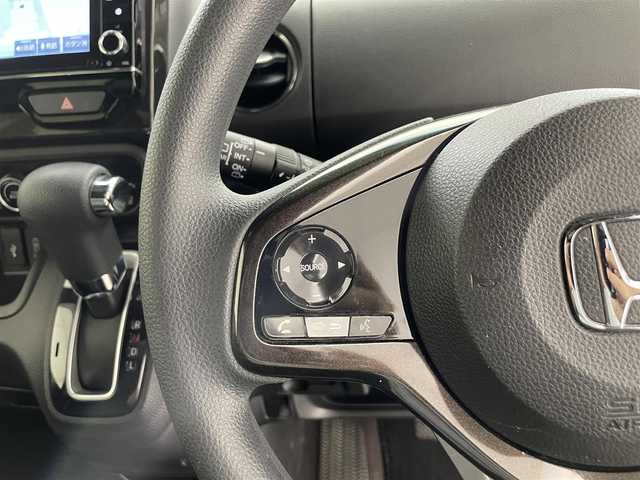 ホンダ Ｎ ＢＯＸ カスタム G L ホンダセンシング 滋賀県 2020(令2)年 5.1万km クリスタルブラックパール 禁煙車/純正8型ナビ/CD.DVD.Bluetooth.フルセグ/バックカメラ/ホンダセンシング/●衝突軽減ブレーキ〈CMBS〉/●誤発進抑制機能/●歩行者事故低減ステアリング/●先行車発進お知らせ機能/●標識認識機能/●路外逸脱抑制機能/●ACC〈アダプティブ・クルーズ・コントロール〉/●LKAS〈車線維持支援システム〉/●後方誤発進抑制機能/●オートハイビーム/純正フリップダウンモニター/レザー調シートカバー/前席シートヒーター/ビルトインETC/前後ドライブレコーダー/両側パワースライドドア/オートライト/LEDヘッドライト