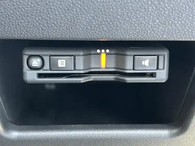ダイハツ ムーヴ キャンバス G メイクアップ リミテッド　SAⅢ 島根県 2020(令2)年 3.4万km パールホワイトⅢ/ナチュラルベージュマイカメタリック 2トーン 登録時走行距離33895km/ワンオーナー/純正ナビ【NMZK-W70D】/・フルセグ/・CD/DVD/・Bluetooth/・ipod/・SD/衝突警報装置/全方位モニター/バックカメラ/両側電動スライドドア/スマートキー/プッシュスタート/ETC/純正ドライブレコーダー/横滑り防止装置/オートライト/LEDヘッドライト/オートハイビーム