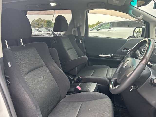 トヨタ ヴェルファイア 2．4Z Gエディション 千葉県 2013(平25)年 11.5万km ホワイトパールクリスタルシャイン ナビＮＨＺＮ－Ｘ６２Ｇ　バックカメラ　ＥＴＣ　Ｂｔ　フルセグＴＶ　ＣＤ　ＤＶＤ　ドライブレコーダー　パワーシート　　両側パワースライドドア　エアロ　純正１８アルミホイール　前後コーナーセンサー