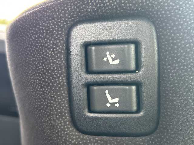 トヨタ ヴェルファイア 2．4Z Gエディション 千葉県 2013(平25)年 11.5万km ホワイトパールクリスタルシャイン ナビＮＨＺＮ－Ｘ６２Ｇ　バックカメラ　ＥＴＣ　Ｂｔ　フルセグＴＶ　ＣＤ　ＤＶＤ　ドライブレコーダー　パワーシート　　両側パワースライドドア　エアロ　純正１８アルミホイール　前後コーナーセンサー