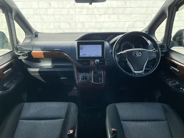 トヨタ ノア Si 長野県 2014(平26)年 9.7万km ボルドーマイカメタリック (株)IDOMが運営する【じしゃロン長野店】の自社ローン専用車両になります。こちらは現金またはオートローンご利用時の価格です。自社ローンご希望の方は別途その旨お申付け下さい /純正ＳＤナビ/（フルセグＴＶ/Ｂｌｕｅｔｏｏｔｈ接続/ＣＤ/ＤＶＤ/ミュージックサーバー）/両側パワースライドドア/バックカメラ/ＥＴＣ/プッシュスタート＆スマートキー/オートライト/ＬＥＤヘッドライト