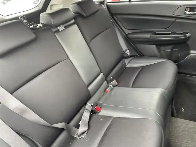 スバル インプレッサ スポーツ 2．0i－S 茨城県 2012(平24)年 8.4万km サテンホワイトパール 社外ナビ/バックカメラ/フルセグ/ETC/パワーシート/ハーフレザーシート/純正15インチAW/LEDヘッドライト/スマートキー/プッシュスタート