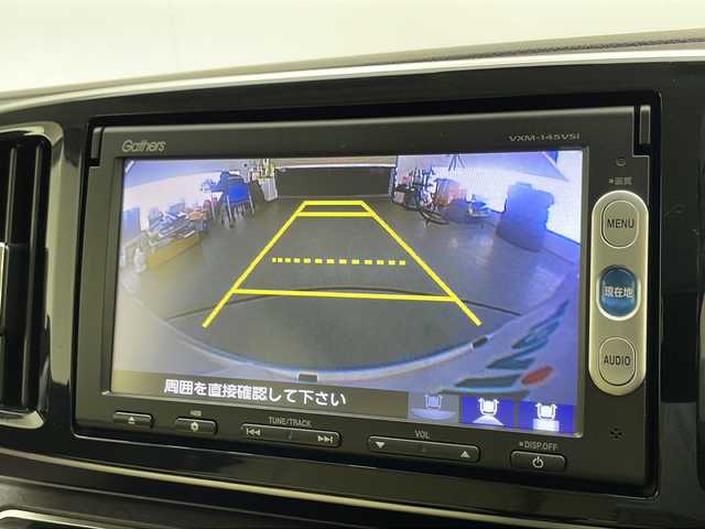 ホンダ Ｎ ＯＮＥ プレミアム ツアラー 宮崎県 2014(平26)年 8.3万km プレミアムホワイトパール 禁煙車/シティブレーキアシスト/純正ナビTV/（VXM-145VSi/CD/FMAM/ワンセグTV）/純正バックカメラ/純正キセノンオートライト/純正フォグ/純正アルミペダル/純正15インチアルミ/純正ルーフエンドスポイラー/純正フロアマット/社外ドライブレコーダー/社外clazzio革調シートカバー/社外ETC/クルーズコントロール/パドルシフト/ウインカードアミラー/オートエアコン/本革巻ハンドル/スマートキー/プッシュエンジンスタート/スペアキー/取扱い説明書