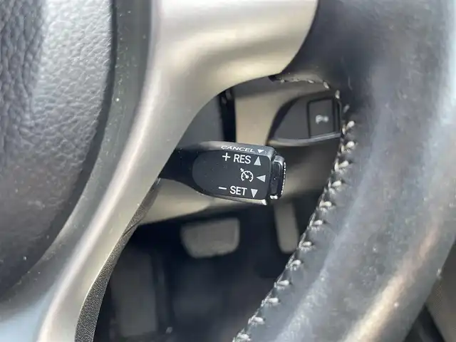 レクサス ＣＴ 200h バージョンC 大分県 2011(平23)年 9.1万km ホワイトパールクリスタルシャイン 純正HDDナビ/・フルセグTV、DVD再生可、BT対応、USB、AUX/ステアリングスイッチ/バックカメラ/クルーズコントロール/パドルシフト/前席シートヒーター/ビルトインETC/ヘッドライトウォッシャー/横滑り防止装置/電動格納ミラー/純正フロアマット/オートライト/LEDヘッドライト/フォグランプ/純正16インチアルミホイール/保証書、取説、スペアキー有り