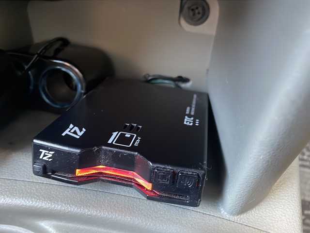 ダイハツ ミラ メモリアルエディション 大阪府 2008(平20)年 7.1万km ブライトシルバーメタリック メモリナビ/フルセグテレビ/BT/AM/FM/USB/SD/DVD/CD/AUX/バックカメラ/ドアバイザー/ETC/リモコンキー/純正ホイル