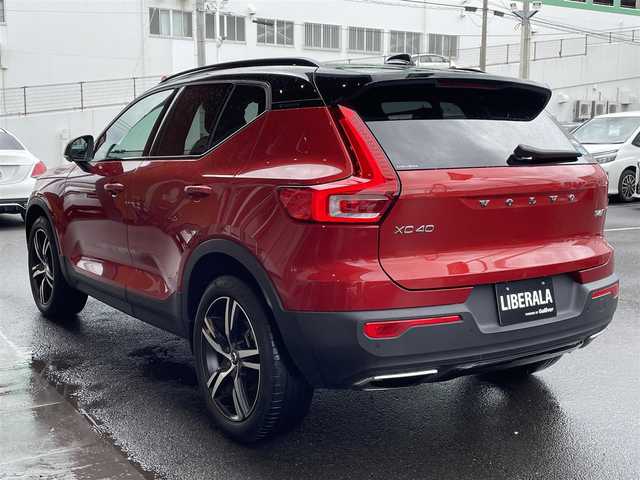 ボルボ ＸＣ４０ T4 AWD Rデザイン 鹿児島県 2020(令2)年 5.3万km 赤Ⅱ 純正ナビ/フルセグTV/全方位カメラ/クルーズコントロール/前後ドライブレコーダー/ETC/前席パワーシート/前後シートヒーター/純正マット/パドルシフト/プッシュスタート/スマートキー