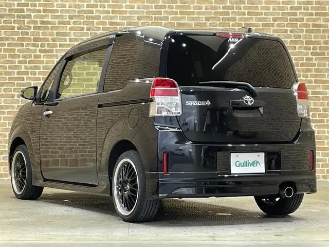 トヨタ スペイド F 岩手県 2012(平24)年 6.9万km ブラック ４WD/左側パワースライドドア/横滑り防止装置/ドライブレコーダー/ETC/オートエアコン/エンジンスターター/ヘッドライトレベライザー/ドアバイザー/HIDヘッドランプ/純正フロアマット/HIDヘッドランプ/社外１７インチアルミホイール/電動格納ミラー/助手席ロングスライドシート