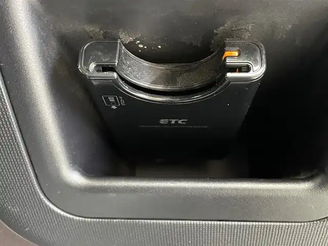 トヨタ スペイド F 岩手県 2012(平24)年 6.9万km ブラック ４WD/左側パワースライドドア/横滑り防止装置/ドライブレコーダー/ETC/オートエアコン/エンジンスターター/ヘッドライトレベライザー/ドアバイザー/HIDヘッドランプ/純正フロアマット/HIDヘッドランプ/社外１７インチアルミホイール/電動格納ミラー/助手席ロングスライドシート