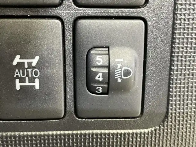 トヨタ スペイド F 岩手県 2012(平24)年 6.9万km ブラック ４WD/左側パワースライドドア/横滑り防止装置/ドライブレコーダー/ETC/オートエアコン/エンジンスターター/ヘッドライトレベライザー/ドアバイザー/HIDヘッドランプ/純正フロアマット/HIDヘッドランプ/社外１７インチアルミホイール/電動格納ミラー/助手席ロングスライドシート