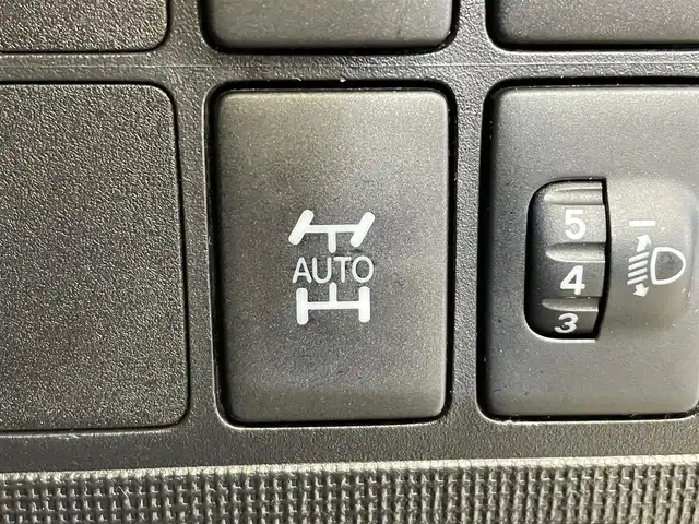 トヨタ スペイド F 岩手県 2012(平24)年 6.9万km ブラック ４WD/左側パワースライドドア/横滑り防止装置/ドライブレコーダー/ETC/オートエアコン/エンジンスターター/ヘッドライトレベライザー/ドアバイザー/HIDヘッドランプ/純正フロアマット/HIDヘッドランプ/社外１７インチアルミホイール/電動格納ミラー/助手席ロングスライドシート