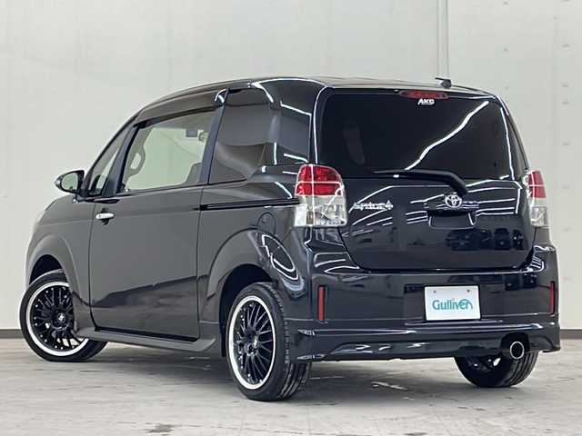 トヨタ スペイド F 道央・札幌 2012(平24)年 6.9万km ブラックマイカ /4WD//社外HDDナビ：CN-H510WD/（CD/DVD/BT/SD/ラジオ/フルセグ）//左側パワースライドドア//横滑り防止装置//ドライブレコーダー//ETC//オートエアコン//エンジンスターター//ヘッドライトレベライザー//ドアバイザー//HIDヘッドランプ//純正フロアマット//HIDヘッドランプ//社外１７インチアルミホイール