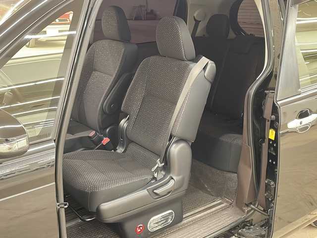 トヨタ スペイド F 道央・札幌 2012(平24)年 6.9万km ブラックマイカ /4WD//社外HDDナビ：CN-H510WD/（CD/DVD/BT/SD/ラジオ/フルセグ）//左側パワースライドドア//横滑り防止装置//ドライブレコーダー//ETC//オートエアコン//エンジンスターター//ヘッドライトレベライザー//ドアバイザー//HIDヘッドランプ//純正フロアマット//HIDヘッドランプ//社外１７インチアルミホイール