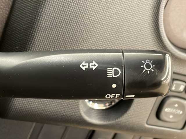 トヨタ スペイド F 道央・札幌 2012(平24)年 6.9万km ブラックマイカ /4WD//社外HDDナビ：CN-H510WD/（CD/DVD/BT/SD/ラジオ/フルセグ）//左側パワースライドドア//横滑り防止装置//ドライブレコーダー//ETC//オートエアコン//エンジンスターター//ヘッドライトレベライザー//ドアバイザー//HIDヘッドランプ//純正フロアマット//HIDヘッドランプ//社外１７インチアルミホイール