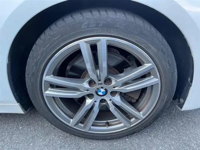 ＢＭＷ ２２５ｉ xDrive Aツアラー Mスポーツ 香川県 2015(平27)年 6.9万km パール スマートキー/パドルシフト/アイドリングストップ/純正ナビ/バックカメラ/ブラウンレザーシート/シートヒーター/パワーシート/パワーバックドア/純正18インチアルミ/ドライブレコーダー/オートライト/インテリジェントセーフティー/レーンアシスト