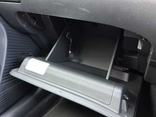 日産 ノート X FOUR 福島県 2023(令5)年 8.3万km ピュアホワイトパール 360°セーフティアシスト/・踏み間違い衝突防止アシスト/・インテリジェントエマージェンシーブレーキ/・車線逸脱警報/・前方衝突予測警報/純正ディスプレイオーディオナビ/・フルセグTV/USB/HDMI/FM/AM/・AppleCarPlay/AndroidAuto/・ビルトインETC2.0/・バックカメラ/・アラウンドビューモニター/デジタルインナーミラー/革張りステアリング/・ステアリングスイッチ/・ステアリングヒーター/・クルーズコントロール追従あり/電子パーキング/・オートブレーキホールド/D+N席シートヒーター/ワイヤレス充電/電動格納ミラー/プッシュスタート/・スマートキー/ハロゲンヘッドライト/・オートライト/・オートマチックハイビーム/純正フロアマット/レンタカーアップ