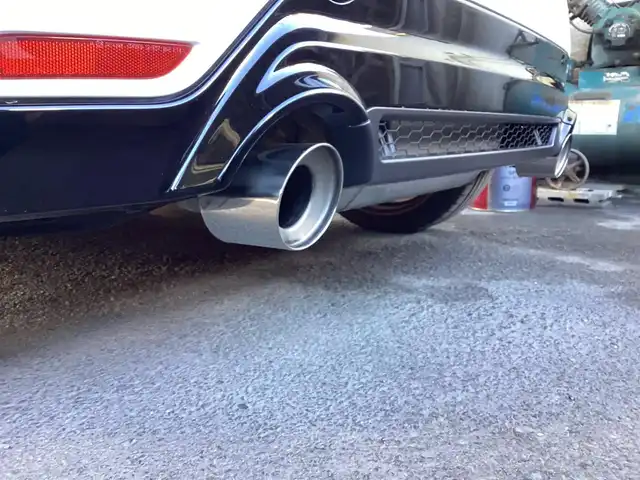 トヨタ ＧＲヤリス RZ ハイパフォーマンス 鹿児島県 2024(令6)年 1.3万km プラチナホワイトパールマイカ 純正マルチメディア/　ナビ、フルセグTV、BT、USB、FM、AM/JBLサウンドシステム/BBS製18インチアルミホイール/カーボン調ルーフ/追従付きクルーズコントロール/3灯式LEDヘッドライト/ステアリングヒーター/シートヒーター/ビルトインETC/Toyota　Safety Sense/スマートキーX2/新車保証書/取扱説明書/マルチメディア取扱説明書