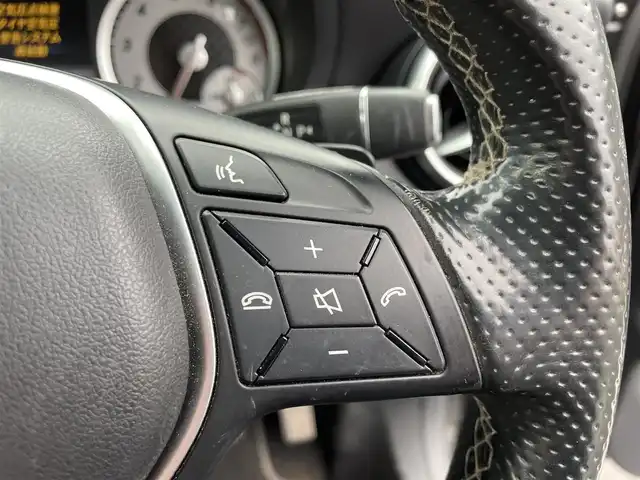 メルセデス・ベンツ Ａ１８０ 長野県 2014(平26)年 5万km 黒 純正ナビ/・Bluetooth/CD/DVD/FMAM/バックカメラ/純正フロアマット/ハーフレザーシート/純正16インチAW/コーナーセンサー前後/オートライト/ドアバイザー/ノーマルタイヤ積み込み/電格ミラー/パドルシフト/スペアキー有/スマートキー