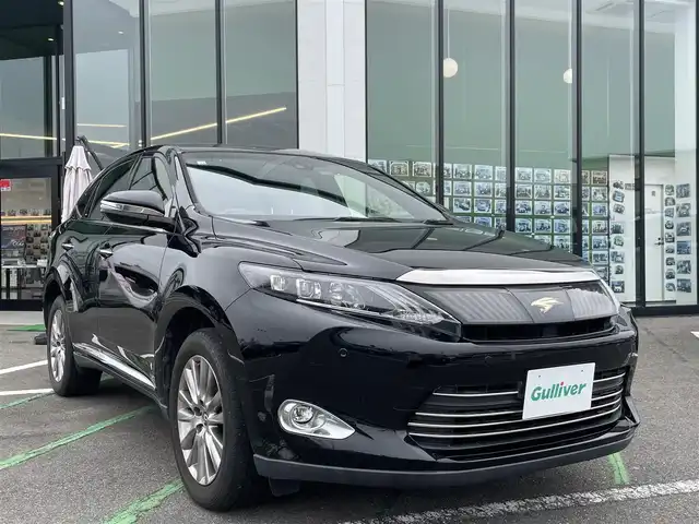 トヨタ ハリアー プレミアム 長崎県 2014(平26)年 8.3万km ブラック サンルーフ/アルパイン9型ナビ/プリクラッシュセーフティシステム/パワーシート/ハーフレザーシート/クルーズコントロール/ウッドコンビハンドル/レーンキープアシスト/スペアキー/LEDヘッドライト/オートライト/コーナーセンサー/バックカメラ/パワーバックドア/スマートキー