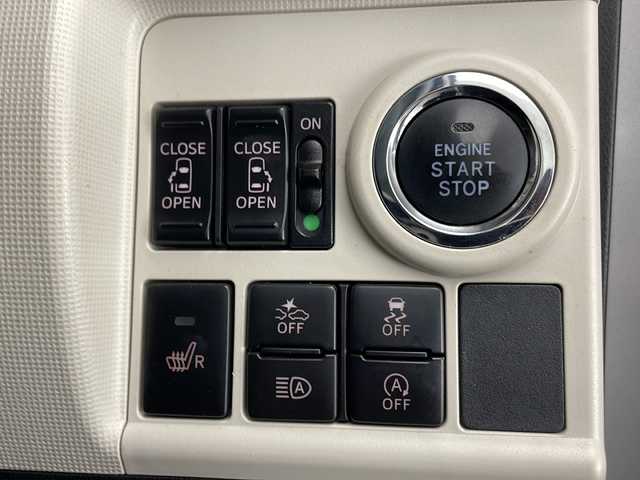 ダイハツ ムーヴ キャンバス G ブラックインテリア VS SAⅢ 宮崎県 2021(令3)年 6.9万km スムースグレーマイカメタリック/ブラックマイカメタリック 2トーン 禁煙車/衝突被害軽減ブレーキ/純正ナビTV/（NMZK-W71D/CD/DVD/Bluetooth/フルセグTV)/純正セキュリティアラーム/純正LEDオートライト/純正LEDフォグ/純正フロアマット/社外14インチアルミ/両側電動スライドドア/オートマチックハイビーム/クリアランスソナー/オートエアコン/ブラックインテリア/ウインカードアミラー/オート電動格納ミラー/本革巻ハンドル/ETC/スマートキー/プッシュエンジンスタート/スペアキー/新車時保証書/取扱い説明書