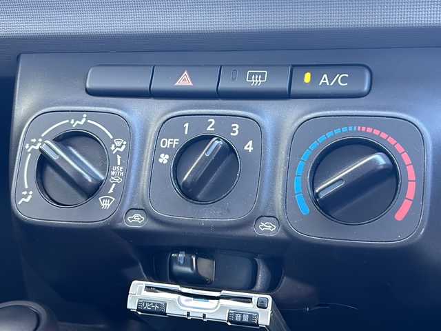 トヨタ パッソ X Lパッケージ 山形県 2015(平27)年 4万km ホワイト 禁煙車/横滑り防止装置/純正オーディオ/（AM/FM/CD)/アイドリングストップ/ETC/社外AW/社外フロアマット/電動格納ミラー/ドアバイザー/リモコンキー/冬タイヤ　スチールホイール車載/（165/65/R14)5mm