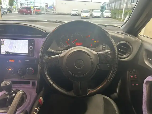 トヨタ ８６ G 愛知県 2013(平25)年 6.7万km サテンホワイトパール 純正メモリナビ/フルセグテレビ/バックカメラ/Bluetooth/ETC/RAYS AW/BLITZタワーバー/BLITZ車庫調/TRDエアロ