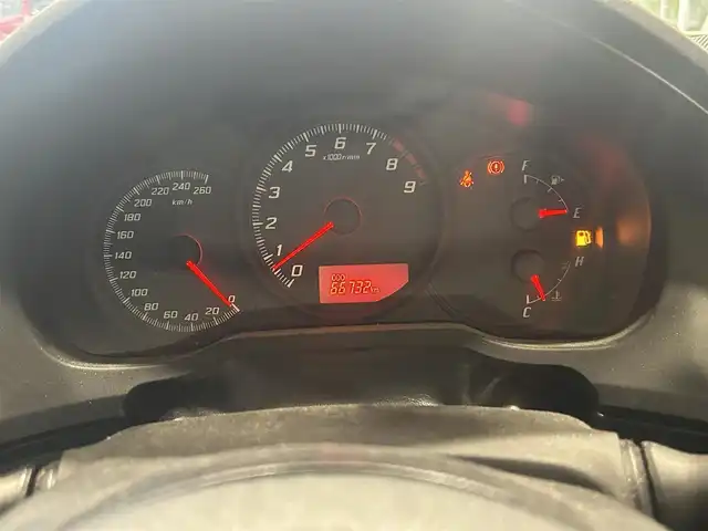 トヨタ ８６ G 愛知県 2013(平25)年 6.7万km サテンホワイトパール 純正メモリナビ/フルセグテレビ/バックカメラ/Bluetooth/ETC/RAYS AW/BLITZタワーバー/BLITZ車庫調/TRDエアロ