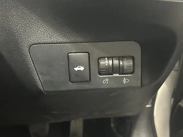 トヨタ ８６ G 愛知県 2013(平25)年 6.7万km サテンホワイトパール 純正メモリナビ/フルセグテレビ/バックカメラ/Bluetooth/ETC/RAYS AW/BLITZタワーバー/BLITZ車庫調/TRDエアロ