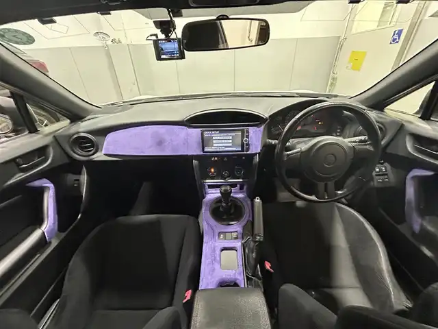 トヨタ ８６ G 愛知県 2013(平25)年 6.7万km サテンホワイトパール 純正メモリナビ/フルセグテレビ/バックカメラ/Bluetooth/ETC/RAYS AW/BLITZタワーバー/BLITZ車庫調/TRDエアロ