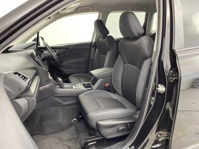 スバル フォレスター ツーリング 新潟県 2019(平31)年 5.6万km クリスタルブラックシリカ ディーラー純正メモリナビ/(KXM-H703)/(CD.DVD.SD.フルセグ.Bluetooth.HDMI)/サイド.フロントカメラ/アイサイト/レーダークルーズコントロール/レーンキープアシスト/ブラインドスポットモニター/革巻きステアリング/ステアリングリモコン/LEDオートライト/デジタルインナーミラー/前席パワーシート/運転席メモリー/全席シートヒーター/ドライブレコーダー/リアコーナーセンサー/プッシュスタート/スマートキー×2/純正フロアマット/サマータイヤ純正アルミホイールセット車載