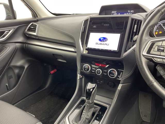 スバル フォレスター ツーリング 新潟県 2019(平31)年 5.6万km クリスタルブラックシリカ ディーラー純正メモリナビ/(KXM-H703)/(CD.DVD.SD.フルセグ.Bluetooth.HDMI)/サイド.フロントカメラ/アイサイト/レーダークルーズコントロール/レーンキープアシスト/ブラインドスポットモニター/革巻きステアリング/ステアリングリモコン/LEDオートライト/デジタルインナーミラー/前席パワーシート/運転席メモリー/全席シートヒーター/ドライブレコーダー/リアコーナーセンサー/プッシュスタート/スマートキー×2/純正フロアマット/サマータイヤ純正アルミホイールセット車載