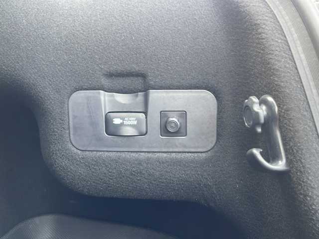 トヨタ カムリ WS 島根県 2019(令1)年 9.3万km プラチナホワイトパールマイカ メーカーナビゲーション/BT CD DVD/TRDフルエアロ/レーダークルーズコントロール/バックカメラ/D席パワーシート/ETC2.0/社外ドライブレコーダー/オートマチックハイビーム/LEDヘッドライト/AUTOHOLD