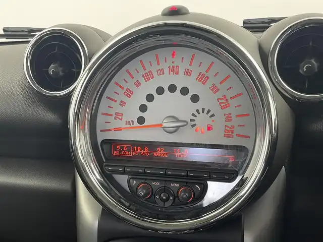 ＭＩＮＩ ミニ クロスオーバー クーパー 埼玉県 2013(平25)年 6.1万km 赤Ⅱ 純正オーディオ バックカメラ ETC ミラー型ドライブレコーダー 純正フロアマット オートエアコン エンジンスタート AUX ルーフレール リアソナー CD再生 純正アルミホイール