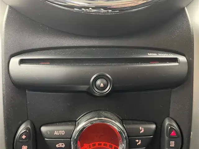 ＭＩＮＩ ミニ クロスオーバー クーパー 埼玉県 2013(平25)年 6.1万km 赤Ⅱ 純正オーディオ バックカメラ ETC ミラー型ドライブレコーダー 純正フロアマット オートエアコン エンジンスタート AUX ルーフレール リアソナー CD再生 純正アルミホイール