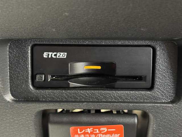 日産 ノート X 群馬県 2022(令4)年 8.6万km スーパーブラック エマージェンシーブレーキ/プロパイロット/純正9インチメーカーナビ/　　BT/フルセグ/USB/AppleCarPlay/AndroidAuto/アラウンドビューモニター/オートライト/オートハイビーム/コーナーセンサー/デジタルインナーミラー/ブラインドスポットモニター/レーンアシスト/オートブレーキホールド/おくだけ充電/横滑り防止装置/サイド・カーテンエアバッグ/スマートキー/ビルトインETC2.0