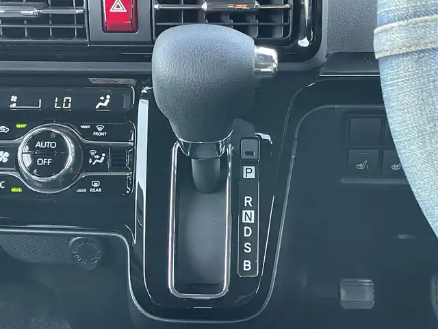 ダイハツ タント カスタム X 道央・札幌 2019(令1)年 8.5万km マスタードイエローマイカメタリック ４WD/純正ディーラーOPナビ/CD/DVD/BT/フルセグ/スマートアシスト/衝突被害軽減ブレーキ/横滑り防止装置/レーンキープアシスト/リアコーナーセンサー/アイドリングストップ/PWRMODE/前席シートヒーター/両側パワースライドドア/プッシュスタート/スマートキー/LEDヘッドライト/オートライト/オートハイビーム/フォグランプ/電動格納ミラー/ウィンカーミラー/純正フロアマット/ドアバイザー/スペアキー/純正エンジンスターター/純正AW付冬タイヤ積込/155/65/R14/2019年/山3mm