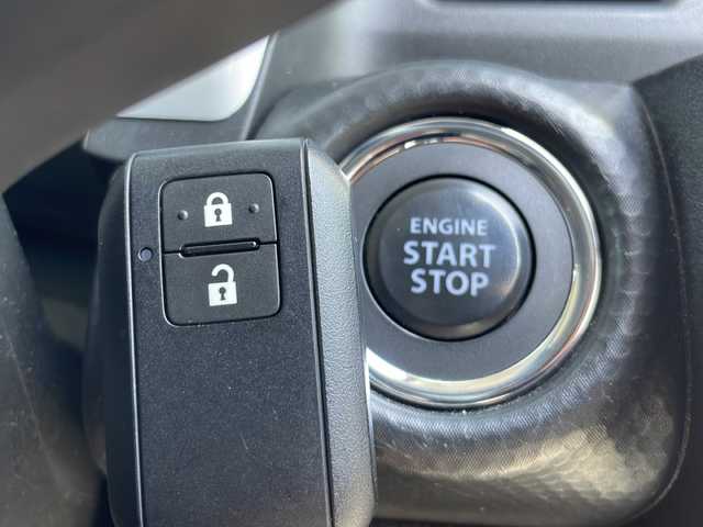 スズキ ハスラー HYBRID X 山口県 2023(令5)年 3.5万km ピュアホワイトP 純正メモリーナビ【CBTM041070JP】/Bluetooth、CD、DVD、USB/フルセグテレビ/レーダークルーズコントロール/アラウンドビューモニター/バックカメラ/ETC/シートヒーター【D＋N席】/USB充電口×２/純正15インチアルミホイール/純正フロアマット/プッシュスタート/スマートキー/ドアバイザー/アイドリングストップ/レーンキープアシスト/コーナーセンサー/横滑り防止装置/衝突被害軽減システム/盗難防止装置