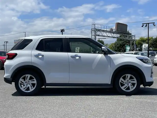 トヨタ ライズ G 道央・札幌 2021(令3)年 2.9万km シャイニングホワイトパール ４WD/寒冷地仕様/純正ディスプレイオーディオ/AM/FM/BT/フルセグ/衝突被害軽減ブレーキ/横滑り防止装置/レーンキープアシスト/コーナーセンサー/パノラミックビューモニター/アイドリングストップ/ワイパーデアイサー/PWRMODE/前席シートヒーター/ステアリングリモコン/MTモード付AT/ヘッドライトレベライザー/電動格納ミラー/ウィンカーミラー/純正フロアマット/純正エンジンスターター/社外AW付冬タイヤ積込/195/65/R16/2023年/山8mm