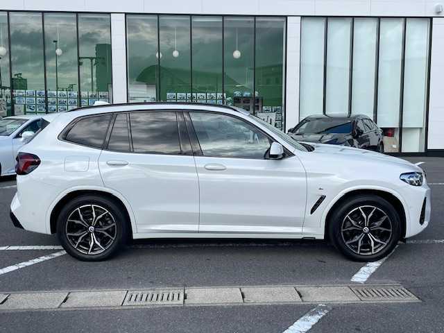 ＢＭＷ Ｘ３ xDrive20d Mスポーツ 長崎県 2022(令4)年 3.2万km 白 ワンオーナー/セレクト・パッケージ/●ステアリング・ホイール・ヒーティング/●アコースティック・ガラス/●電動パノラマ・ガラス・サンルーフ/●リヤ・サイド・ウィンドー・ローラー・ブラインド/●サンプロテクション・ガラス/●リヤ・シート・バックレスト・アジャストメント/●リヤ・シート・ヒーティング/●harman/kardonサラウンド・サウンド・システム/●BMWジェスチャー・コントロール/純正メーカーナビ/BT/USB/フルセグTV/全方位カメラ/ブラックレザーシート/前席パワーシート/D席メモリーシート/全席シートヒーター/ステアリングヒーター/レーダークルーズコントロール/ドライブレコーダー前後/純正LEDヘッドライト/ビルトインETC