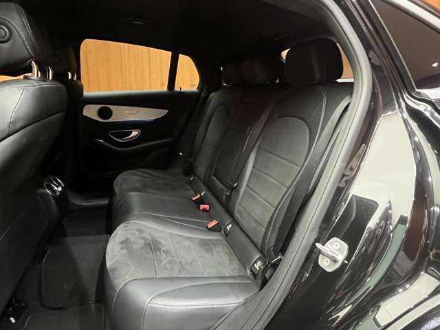 メルセデス・ベンツ ＧＬＣ２２０ d 4マチック クーペ スポーツ 千葉県 2017(平29)年 6.1万km オブシディアンブラック ACC　/半革シート　/ナビ　/TV　/360°　/Bluetooth接続　/HUD　/電動シート　/シートヒーター　/電動リアゲート　/アクティブパーキング　/アンビエントライト　/衝突軽減B　/BSM　/LKA　/ドラレコ /ETC