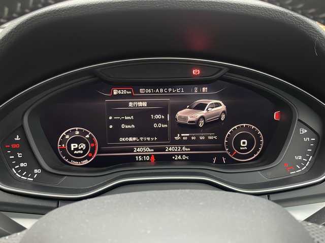 アウディ Ｑ５ 40TDIクワトロ Sライン 大阪府 2020(令2)年 2.4万km グレイシアホワイトメタリック ワンオーナー/純正メモリナビ/・DVD/CD/FM/AM/Bluetooth/・フルセグテレビ/ETC/ドライブレコーダー/バックカメラ/全周囲カメラ/衝突軽減ブレーキ/盗難防止装置/革巻きステアリング/ステアリングリモコン/パドルシフト/メモリシート（D席+N席）/パワーシート（D席+N席）/シートヒーター（D席+N席）/ルーフレール/コーナーセンサー/LEDヘッドライト/オートライト/オートエアコン/スマートキー×2/プッシュスタート/12V電源/USBジャック/純正19インチアルミホイール/純正フロアマット/取扱説明書/ナビ取扱説明書/保証書