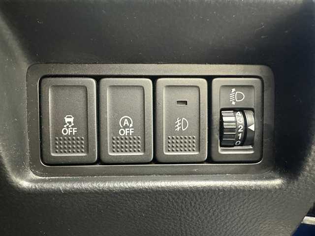 スズキ スイフト XL－DJE 兵庫県 2016(平28)年 6.9万km ブーストブルーパールメタリック 純正SDナビ/フルセグ CD DVD BT MSV/バックカメラ/ドライブレコーダー/ビルトインETC/ドライブレコーダー/アイドリングストップ/純正ドアバイザー/純正フロアマット/スマートキー/プッシュスタート/スペアキー