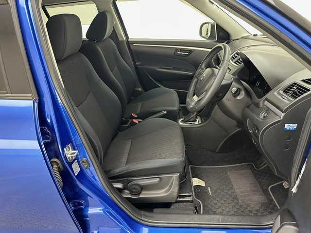 スズキ スイフト XL－DJE 兵庫県 2016(平28)年 6.9万km ブーストブルーパールメタリック 純正SDナビ/フルセグ CD DVD BT MSV/バックカメラ/ドライブレコーダー/ビルトインETC/ドライブレコーダー/アイドリングストップ/純正ドアバイザー/純正フロアマット/スマートキー/プッシュスタート/スペアキー