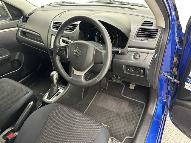 スズキ スイフト XL－DJE 兵庫県 2016(平28)年 6.9万km ブーストブルーパールメタリック 純正SDナビ/フルセグ CD DVD BT MSV/バックカメラ/ドライブレコーダー/ビルトインETC/ドライブレコーダー/アイドリングストップ/純正ドアバイザー/純正フロアマット/スマートキー/プッシュスタート/スペアキー