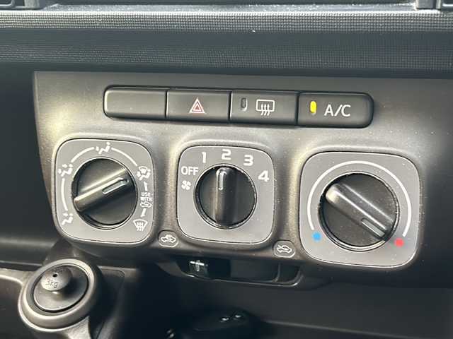 トヨタ パッソ X クツロギ 秋田県 2014(平26)年 8万km キナコメタリック ワンオーナー/純正CD/社外13インチAWサマー積込み/４WD/保証書、取説