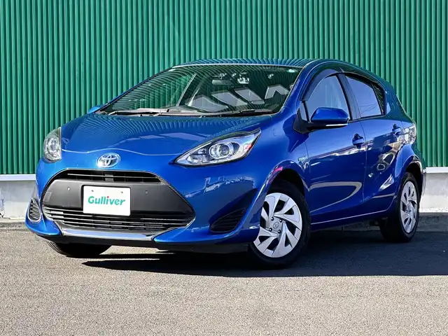 トヨタ アクア S 宮城県 2019(令1)年 3万km コバルトブルーメタリック セーフティセンス/・プリクラッシュセーフティ/・レーンディパーチャーアラート/・オートマチックハイビーム/・先行車発進告知機能/＋インテリジェントクリアランスソナー（パーキングサポートブレーキ機能付）/＝＝＝/純正ナビ（NSZT-W68T）/・CD/DVD/・Bluetooth/・フルセグTV/バックカメラ/ビルトインETC/ドライブレコーダー/キーレスエントリー/スペアキー1本/電動格納ミラー/純正フロアマット/ドアバイザー/Wエアバッグ