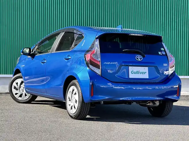 トヨタ アクア S 宮城県 2019(令1)年 3万km コバルトブルーメタリック セーフティセンス/・プリクラッシュセーフティ/・レーンディパーチャーアラート/・オートマチックハイビーム/・先行車発進告知機能/＋インテリジェントクリアランスソナー（パーキングサポートブレーキ機能付）/＝＝＝/純正ナビ（NSZT-W68T）/・CD/DVD/・Bluetooth/・フルセグTV/バックカメラ/ビルトインETC/ドライブレコーダー/キーレスエントリー/スペアキー1本/電動格納ミラー/純正フロアマット/ドアバイザー/Wエアバッグ