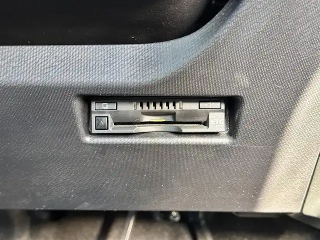 トヨタ アクア S 宮城県 2019(令1)年 3万km コバルトブルーメタリック セーフティセンス/・プリクラッシュセーフティ/・レーンディパーチャーアラート/・オートマチックハイビーム/・先行車発進告知機能/＋インテリジェントクリアランスソナー（パーキングサポートブレーキ機能付）/＝＝＝/純正ナビ（NSZT-W68T）/・CD/DVD/・Bluetooth/・フルセグTV/バックカメラ/ビルトインETC/ドライブレコーダー/キーレスエントリー/スペアキー1本/電動格納ミラー/純正フロアマット/ドアバイザー/Wエアバッグ