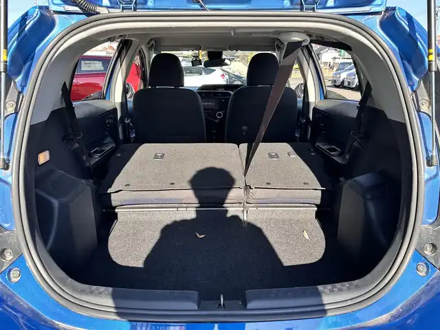 トヨタ アクア S 宮城県 2019(令1)年 3万km コバルトブルーメタリック セーフティセンス/・プリクラッシュセーフティ/・レーンディパーチャーアラート/・オートマチックハイビーム/・先行車発進告知機能/＋インテリジェントクリアランスソナー（パーキングサポートブレーキ機能付）/＝＝＝/純正ナビ（NSZT-W68T）/・CD/DVD/・Bluetooth/・フルセグTV/バックカメラ/ビルトインETC/ドライブレコーダー/キーレスエントリー/スペアキー1本/電動格納ミラー/純正フロアマット/ドアバイザー/Wエアバッグ
