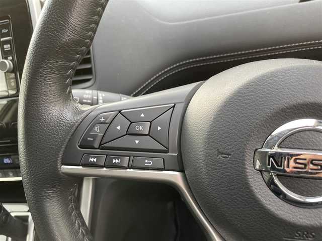 日産 セレナ ハイウェイスター 福島県 2017(平29)年 12万km ダイヤモンドブラック (株)IDOMが運営する【じしゃロン福島店】の自社ローン専用車両になります。こちらは現金またはオートローンご利用時の価格です。自社ローンご希望の方は別途その旨お申付け下さい/純正メモリナビ/フルセグテレビ/バックカメラ/ハンズフリーオートスライドドア/クルーズコントロール/ステアリングリモコン/革巻ステアリング/リア席サンシェード/パーソナルテーブル/純正１６インチＡＷ