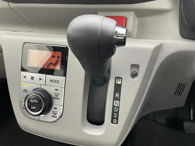 ダイハツ ミラ イース G リミテッド SAⅢ 岡山県 2019(令1)年 2.2万km ブラックマイカメタリック 純正メモリナビゲーション		/【フルセグ/Bluetooth/DVD/MSP】		/バックカメラ		/純正14inアルミホイール+サマータイヤ：装着			/フロント・サイド・リアエアロパーツ		/ETC		/LEDヘッドライト（AUTO機能付き）		/シートヒーター		/横滑り防止機能		/衝突軽減システム		/車線逸脱防止システム				/スマートキー				/プッシュスタート		/コーナーセンサー			/純正フロアマット			/取扱説明書/新車保証書